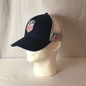 Nike U.S.A. Curved Bill Adjustable Backing Activewear Athletic Sport Cut Hat